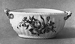 Salt dish