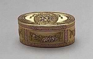 Snuffbox by Jean Georges (or George)