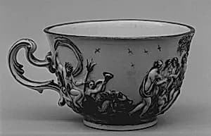 Tea cup (part of a service) by Doccia Porcelain Manufactory