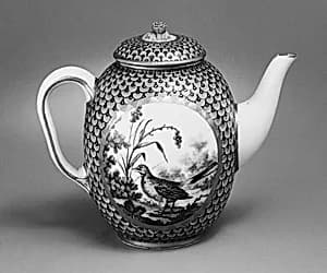Teapot (théière calabre) (part of a service) by Sèvres Manufactory|François-Joseph Aloncle