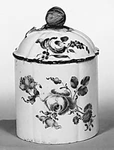 Toilet jar with cover