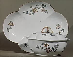 Tray by Chantilly