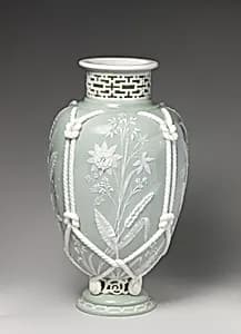 Vase with rope and wheat decoration by Minton(s)