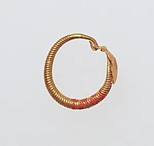 Earring with plain loop and disc by Unknown Artist