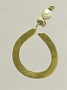 Gold and pearl earring (one of a pair) by Unknown Artist