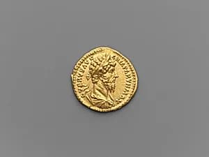 Gold aureus of Lucius Verus by Unknown Artist