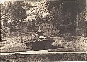 [Rustic Pavilion at Eaux-Bonnes]