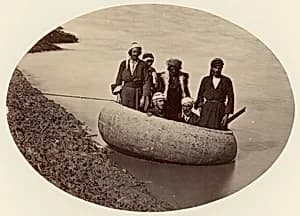 [Six Men in a Round Boat, Baghdad] by Unknown
