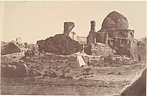 [Tomb of Oljaetu, 1305-1313.] by Luigi Pesce