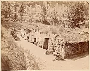 [Travelers By Ancient Monument] by Unknown