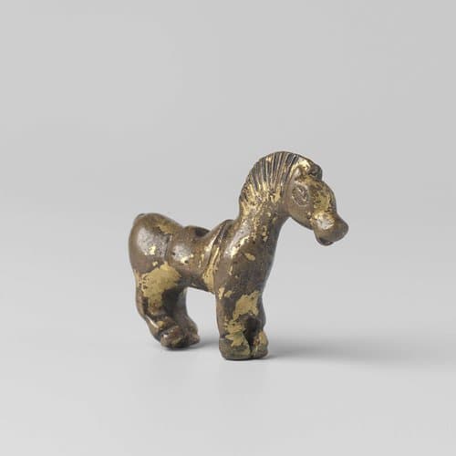 Paard van verguld brons by anonymous