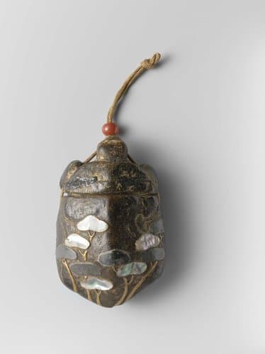 Inro in de vorm van een schildpad by anonymous