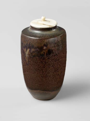 Tea caddy with a brown glaze by anonymous; anonymous