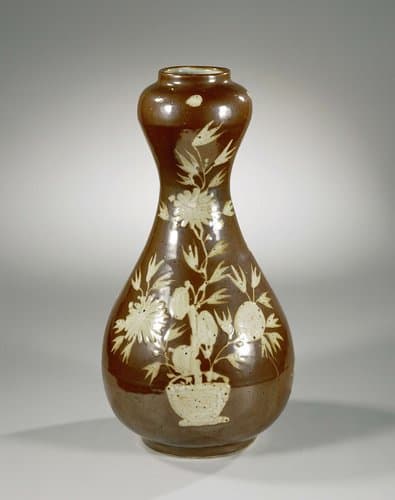 Vaas met bloemendecoratie by anonymous