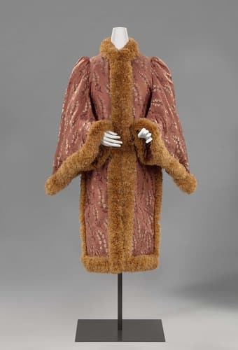 Mantel (dolman) by Madame Drugeon