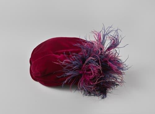 BK-1973-260 by Chapeau Erian