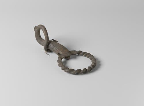 Getordeerde ring by anonymous