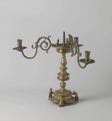 Kandelaar op drie poten in de vorm van sirenen by anonymous; anonymous