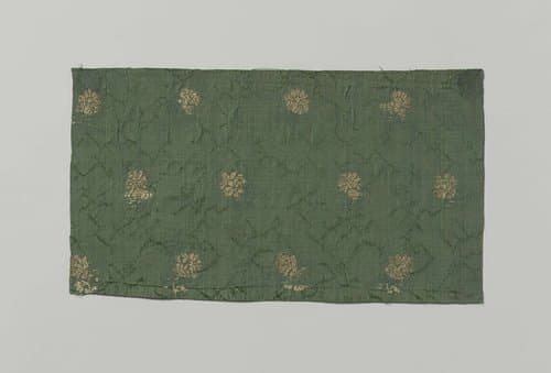 Fragment oosterse textiel; zijdeweefsel by anonymous
