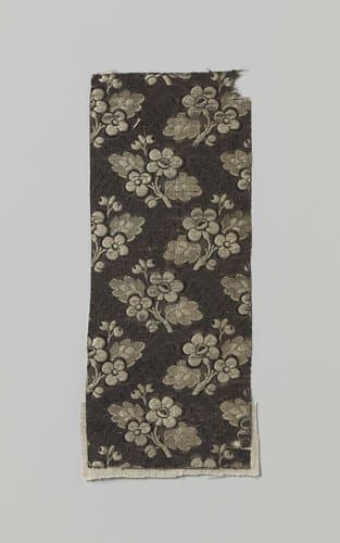 Fragment zwart zijde droguet met wit en beige bloemtakken by Unknown Artist