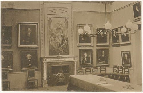 Universiteit van Amsterdam, klein auditorium by anonymous