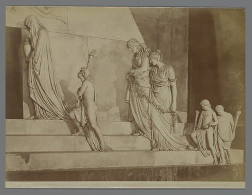 Detail van het grafmonument voor Canova te Venetië, Italië by Fratelli Alinari
