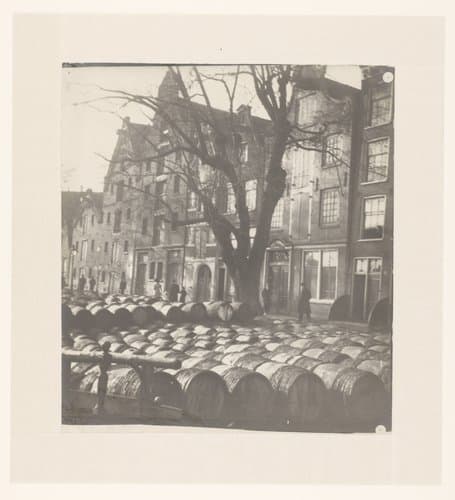 Gezicht op de Teertuinen in Amsterdam by George Hendrik Breitner