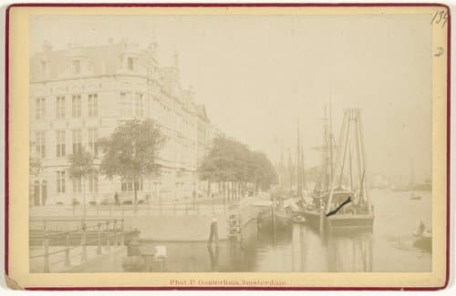 De IJgracht by P. Oosterhuis