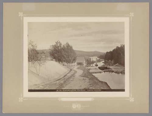 Sluis in het Dalslandkanaal in Zweden by Robert Dahllöf
