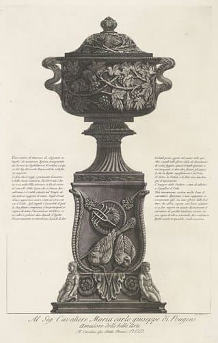 Vaas op voetstuk met Egyptische symbolen by Giovanni Battista Piranesi