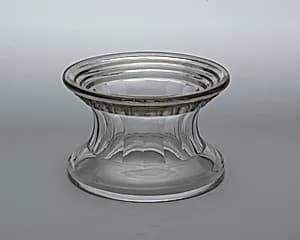 Bowl and stand by Unknown