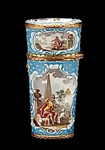 Etui by Unidentified