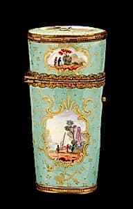 Etui by Unidentified