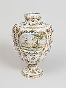 Urn