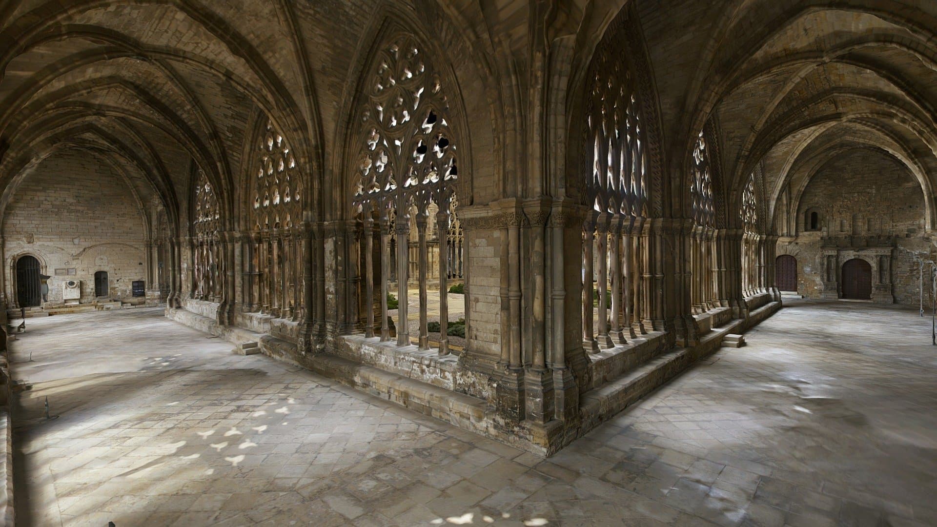 Cloister Cathedral of St. Mary of La Seu Vella