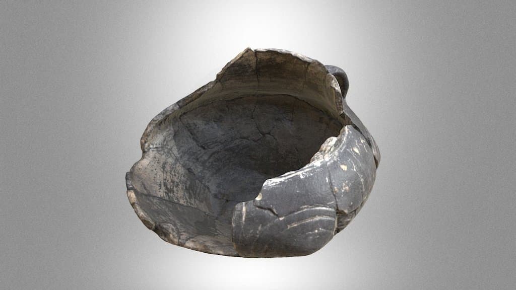 Knobby amphora