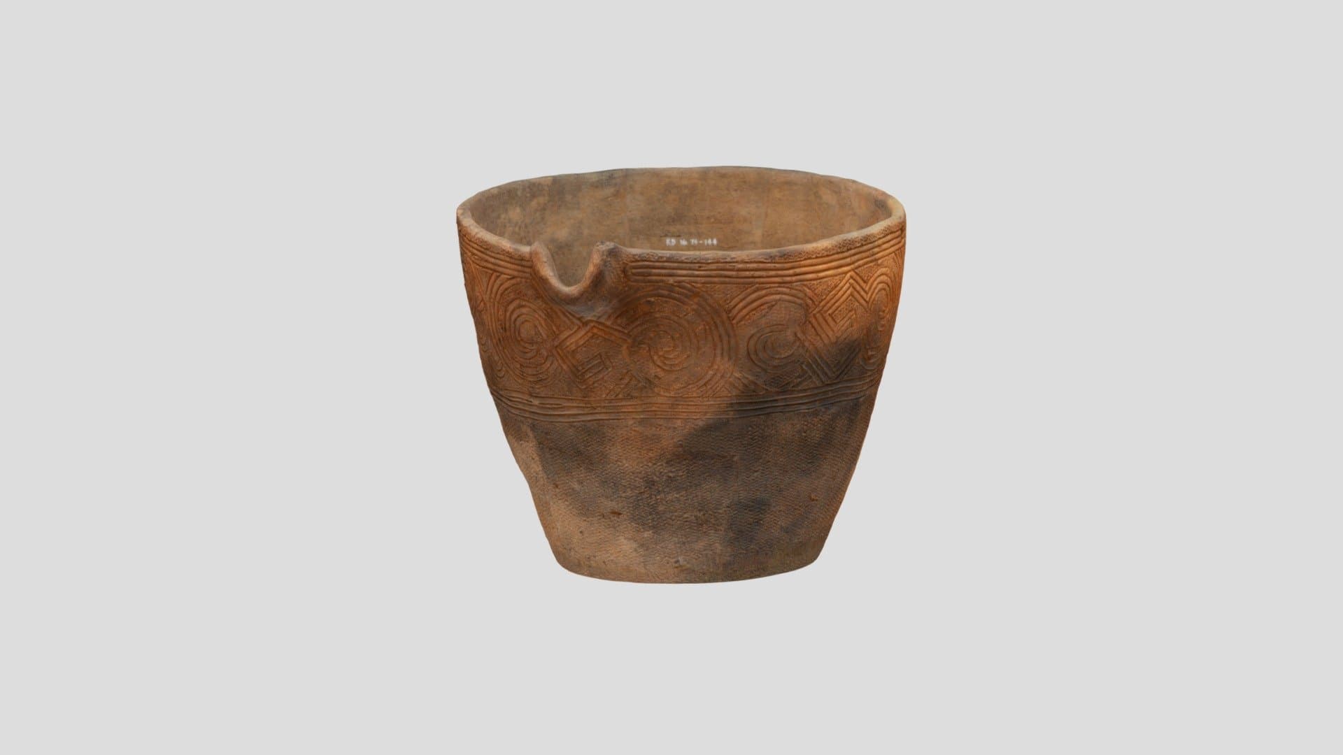 片口付深鉢形土器　lipped pot