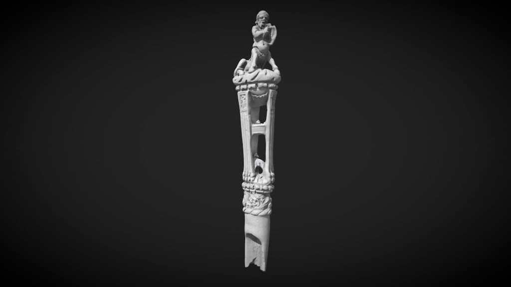 Manche sculpté au centaure