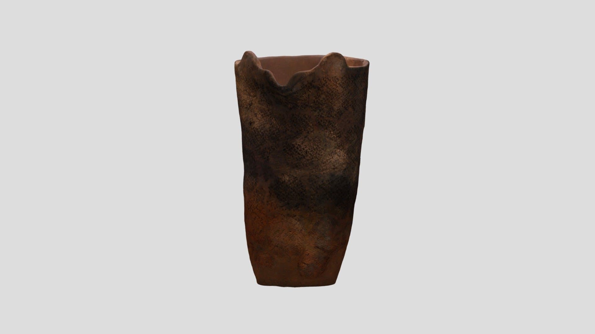 片口付深鉢形土器　lipped pot