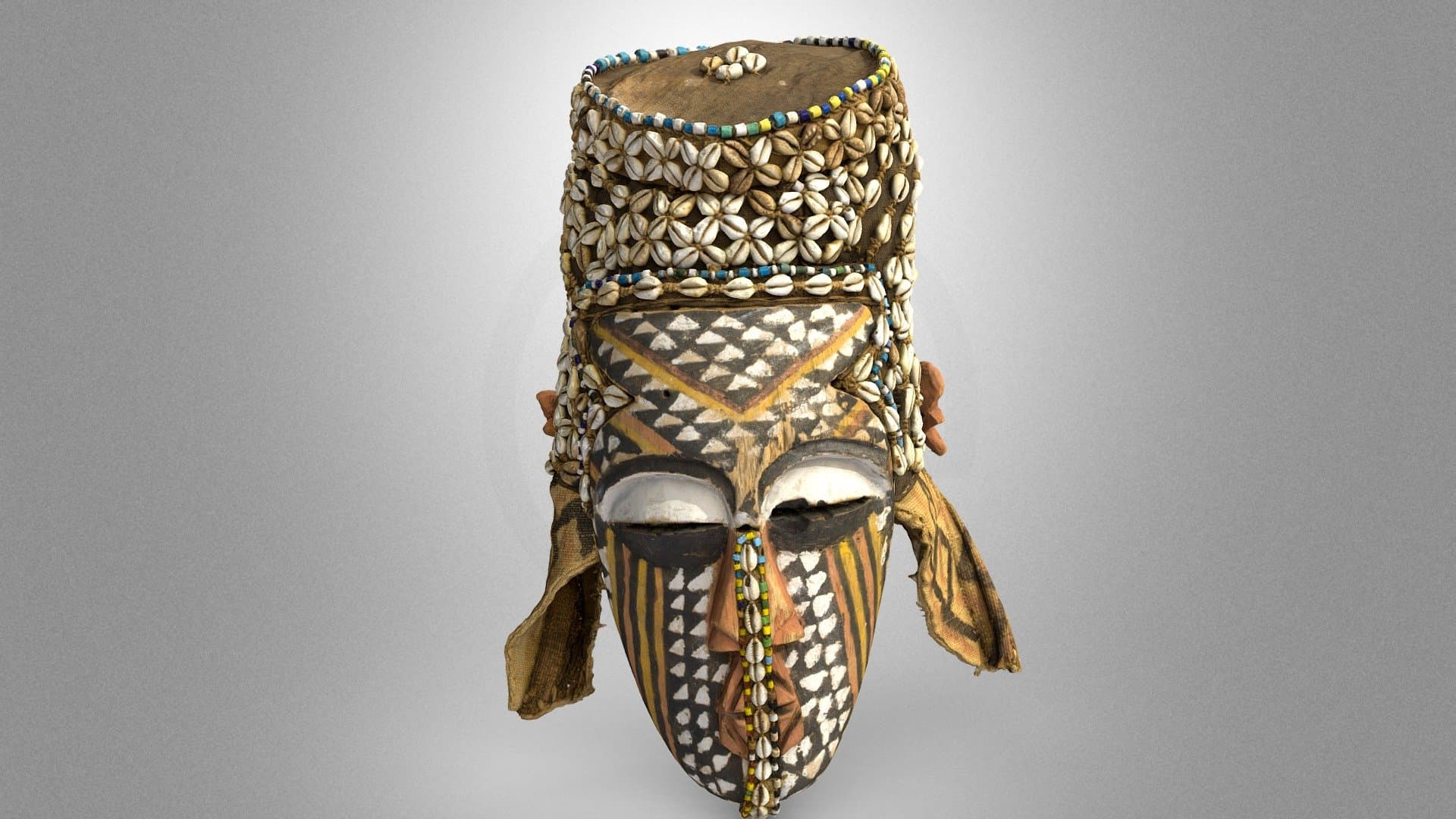 "Royal" mask