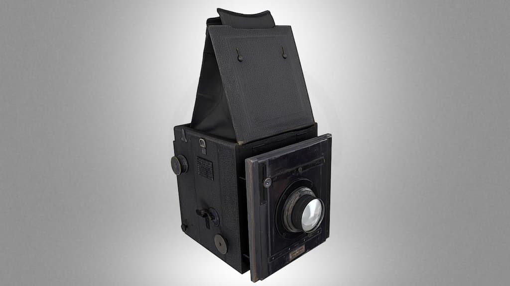Primar Reflex camera