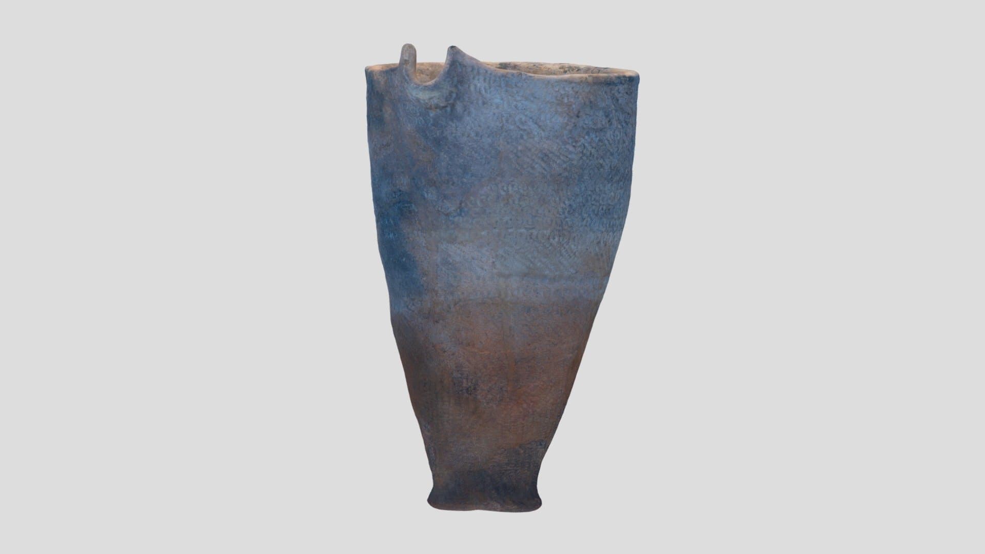 片口付深鉢形土器　lipped pot