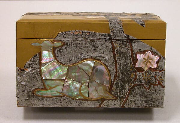 Box with Design of Maple Tree and Deer