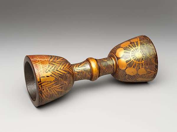 Large drum body with decoration of willow and waterwheel