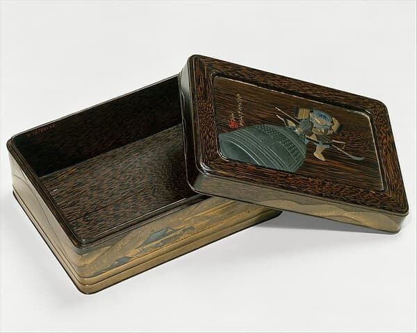 Box with Design of Benkei and a Bell