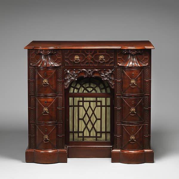 Kneehole writing table