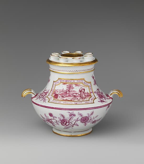 Tulip vase from a garniture