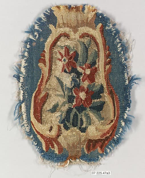Rocaille cartouche with flowers