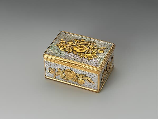 Snuffbox