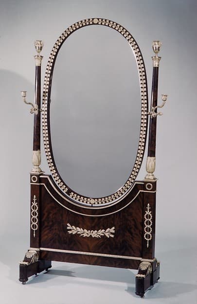 Cheval glass (psyché)